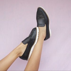Crown Vintage Loafers
